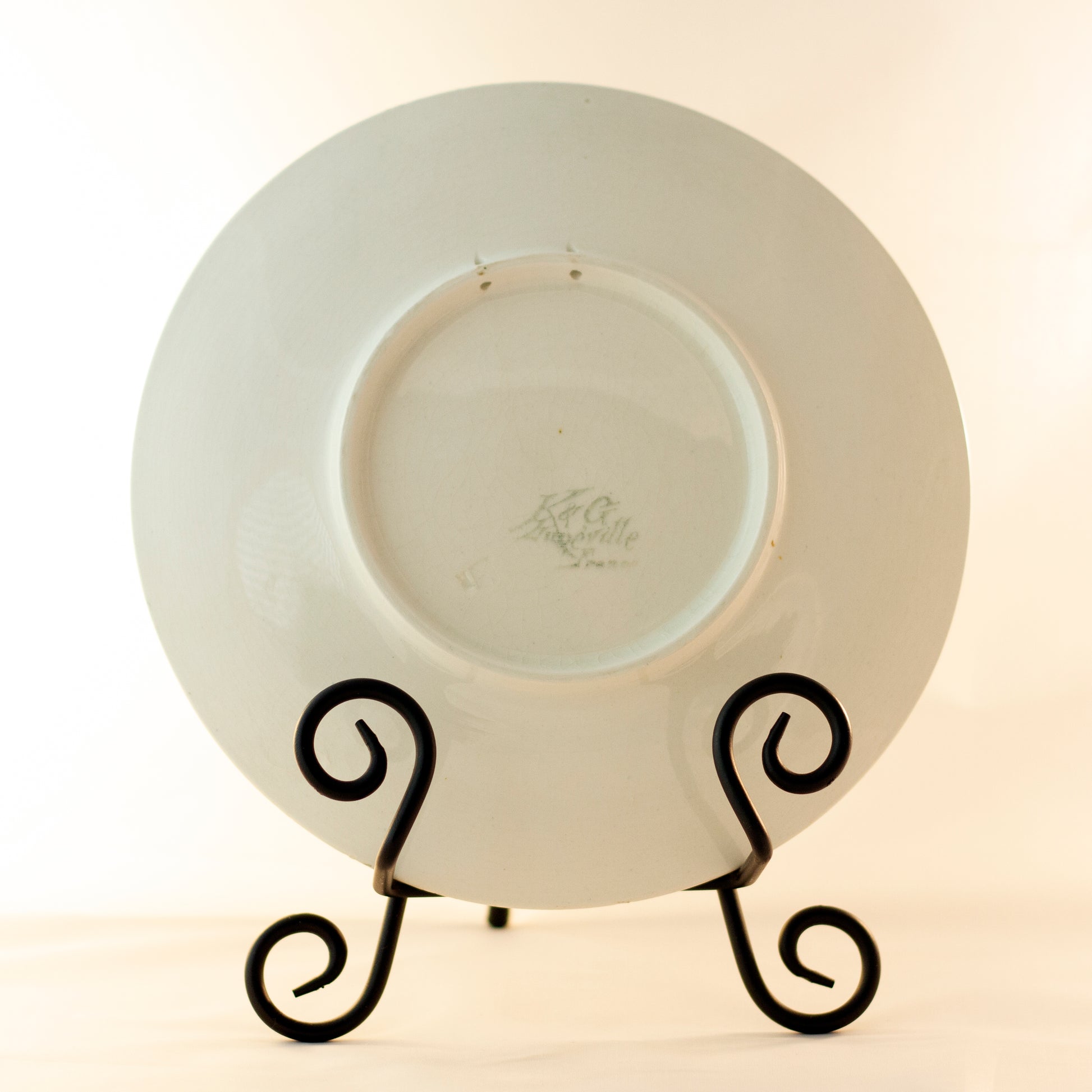 K & G LUNÉVILLE FRENCH FAIENCE PLATE HAND PAINTED GRAPES 8 ½” Signed Obert Circa 1900