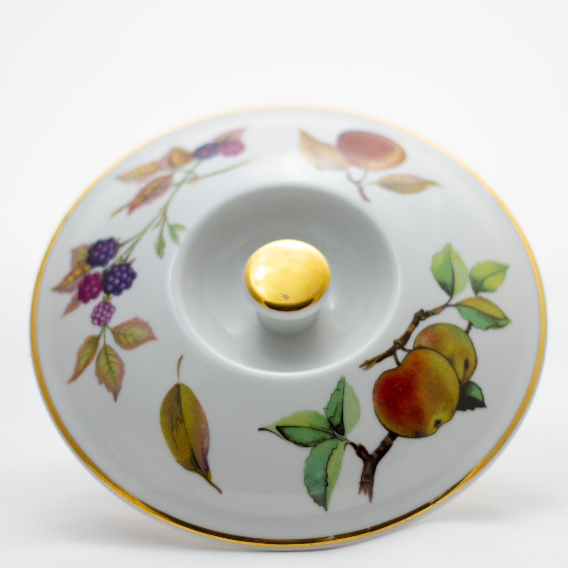 Royal Worcester Evesham Gold Round Covered Casserole 6 ⅝"