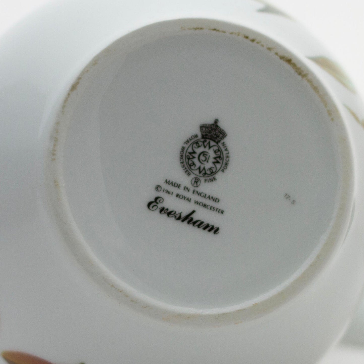 Royal Worcester Evesham Vale 56-oz Porcelain Pitcher Backstamp