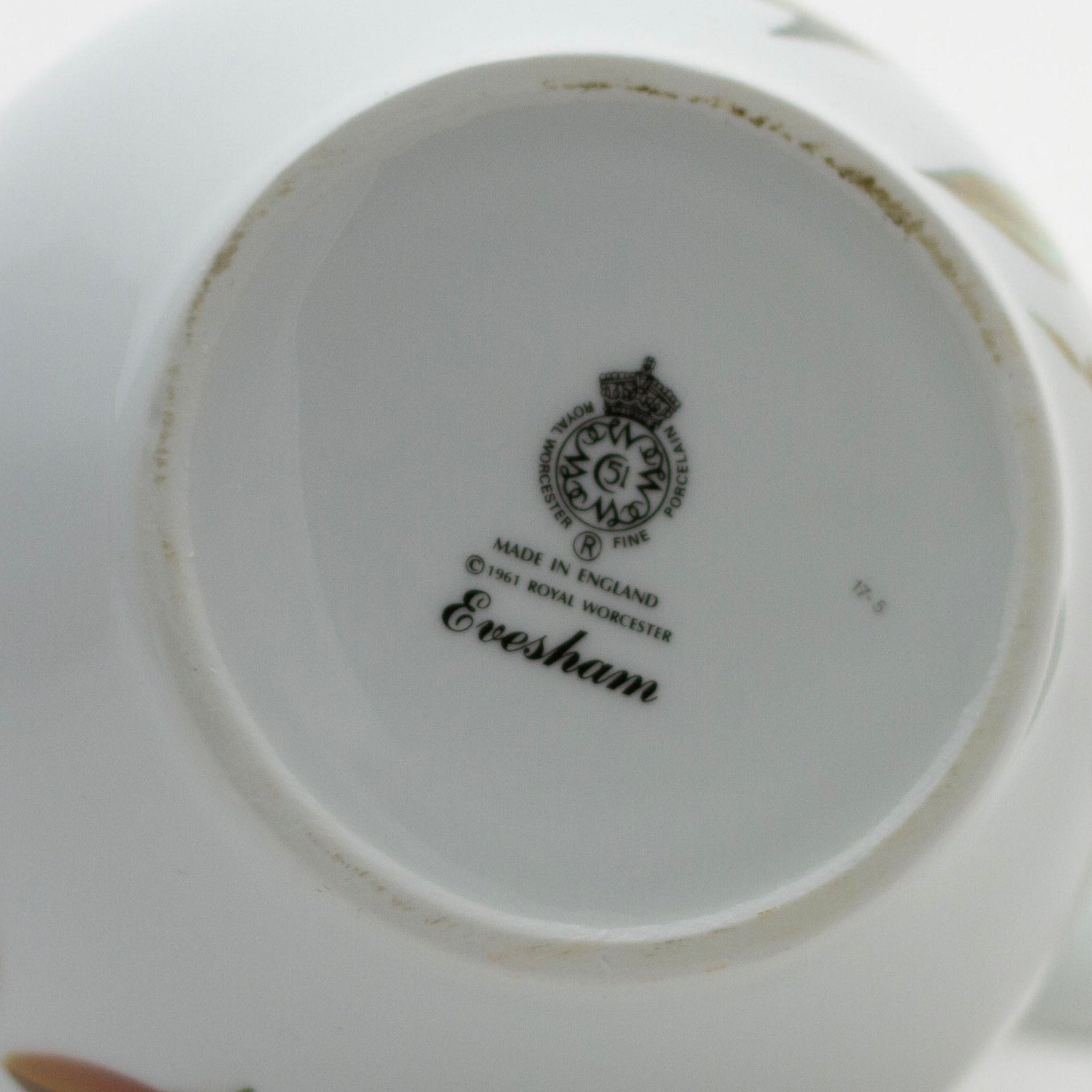 Royal Worcester Evesham Vale 56-oz Porcelain Pitcher Backstamp
