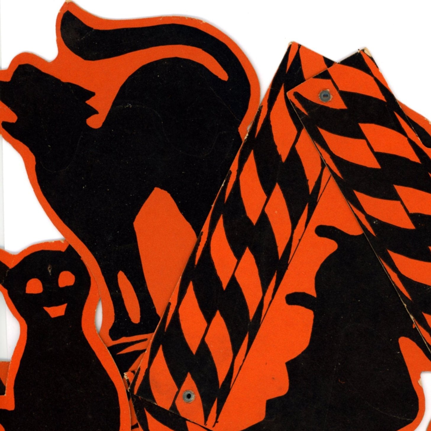 Vintage 1950s Halloween Die-Cut Garland – Black Cats, Owls, Witches & Jack-O-Lanterns Cat and Wolf
