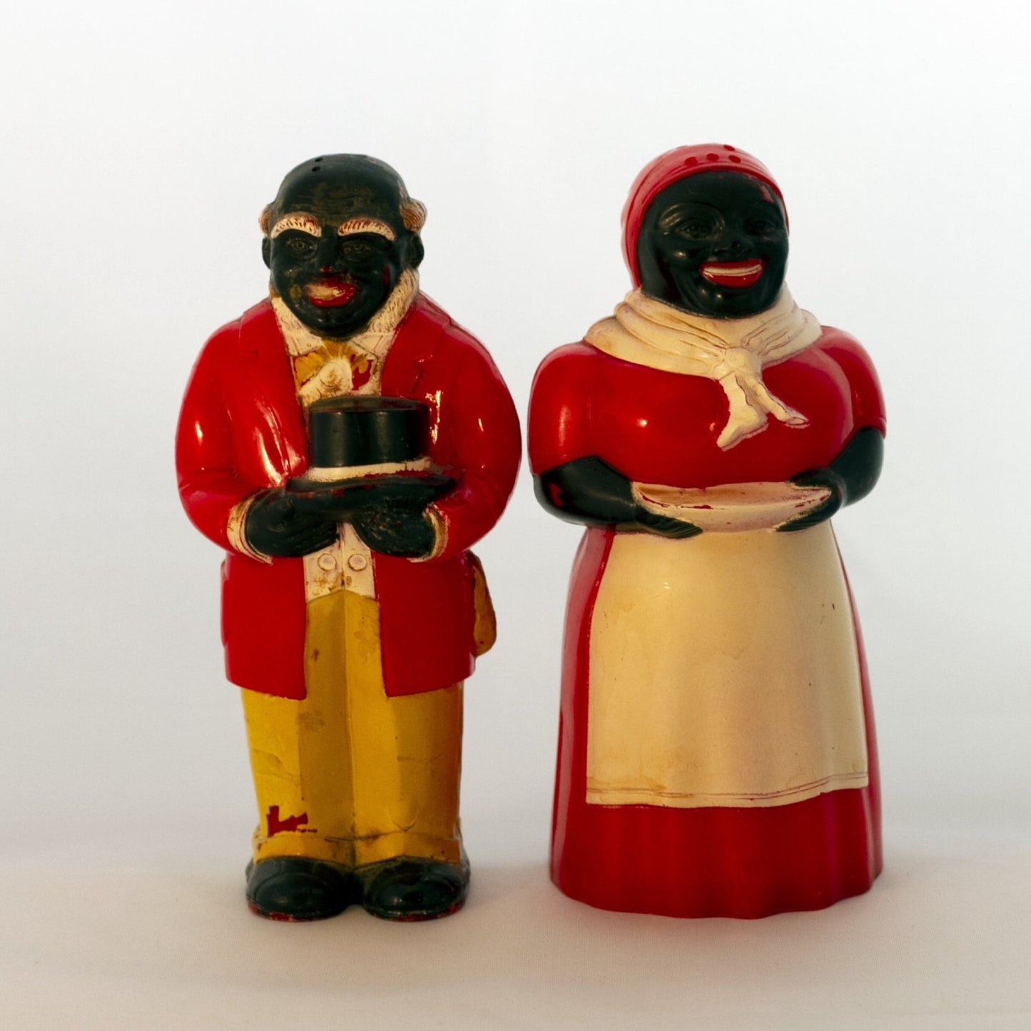 Black Americana Molded Hard Plastic 1940s JEMIMA & MOSE SHAKERS 5” Made by F & F Mold and Die Works
