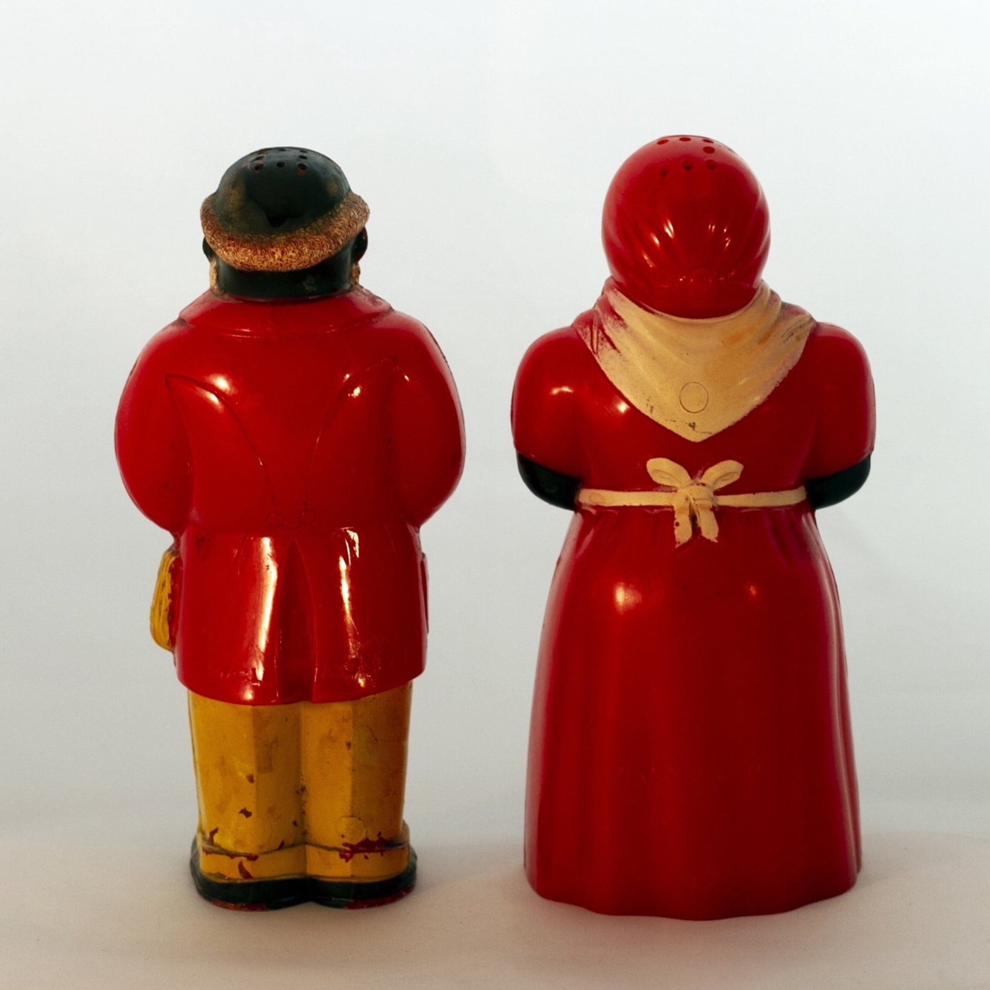 Black Americana Molded Hard Plastic 1940s JEMIMA & MOSE SHAKERS 5” Made by F & F Mold and Die Works