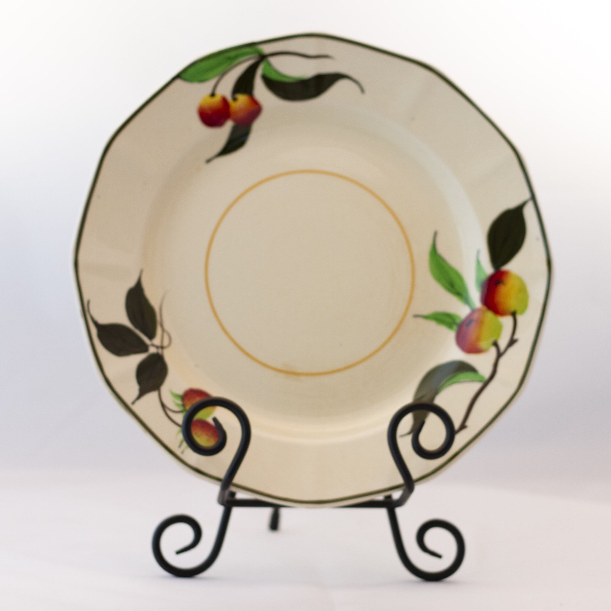 Art Deco ROYAL DOULTON DINNER PLATES D4085 Set of Two (2) Circa 1920