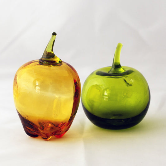 ART GLASS FRUIT DECOR Amber and Green Apples