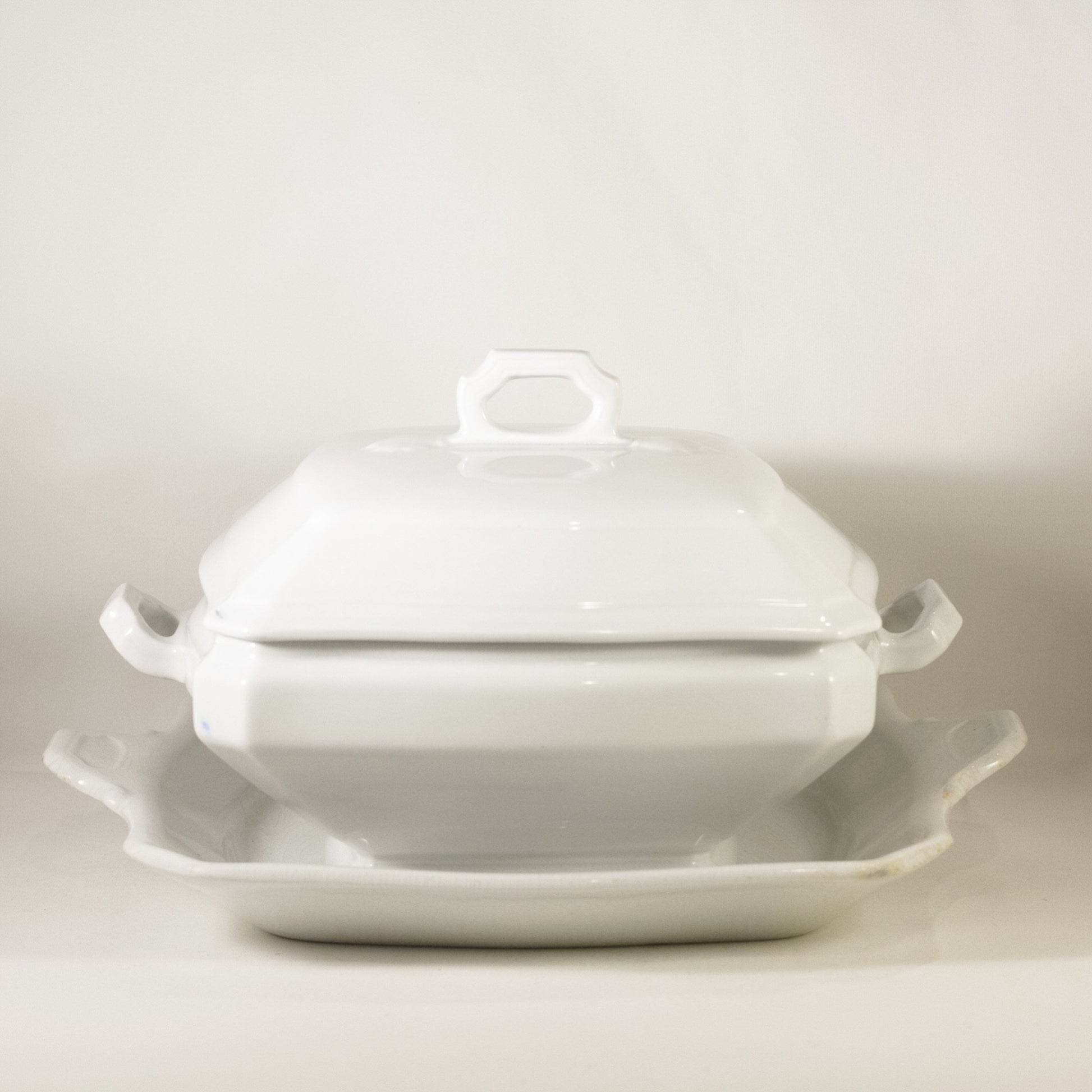 CLASSIC BLOCK OPTIC by J & G Meakin Antique Ironstone Square Covered Dish with Underplate Circa 1890 (1)