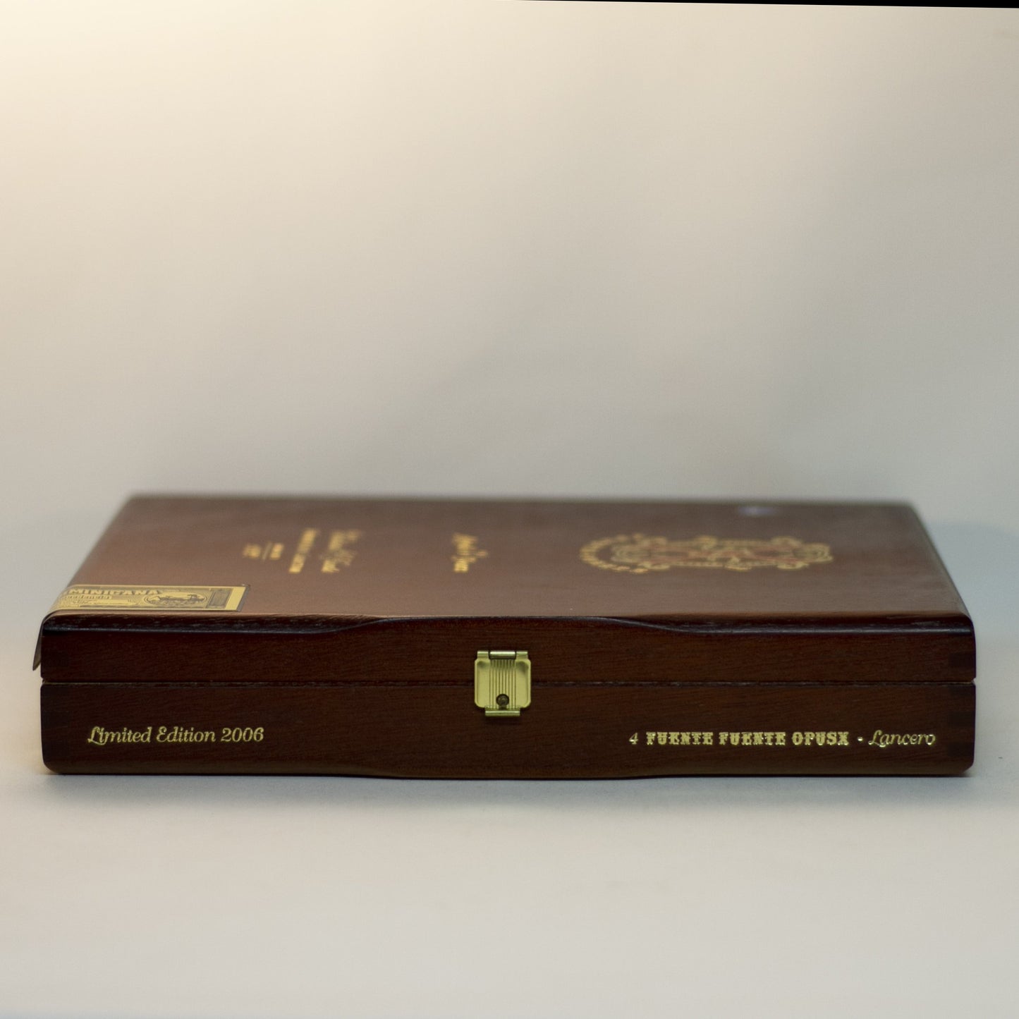 Gift for cigar connoisseur! CHATEAU de la FUENTE WOOD CIGAR BOX for FUENTE FUENTE OPUSX LANCERO cigars. Held 2006 limited-edition set containing 4 rare Fuente Fuente OpusX cigars, photo essay book, Journey to Chateau de la Fuente, and travel size Humidipak. Only 2,500 made and sold; box stamped 803 out of the 2500.