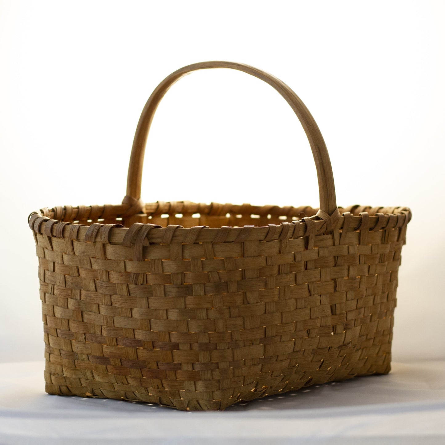 HICKORY HANDLE ANTIQUE HARVEST BASKET 18"