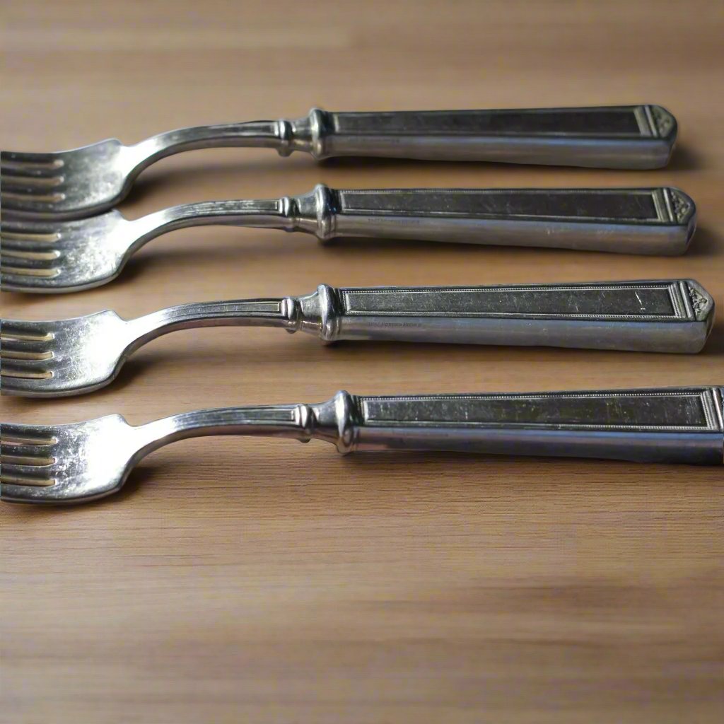 ANNIVERSARY SILVER PLATE DINNER FORKS by 1847 Rogers Brothers Set of Four (4)
