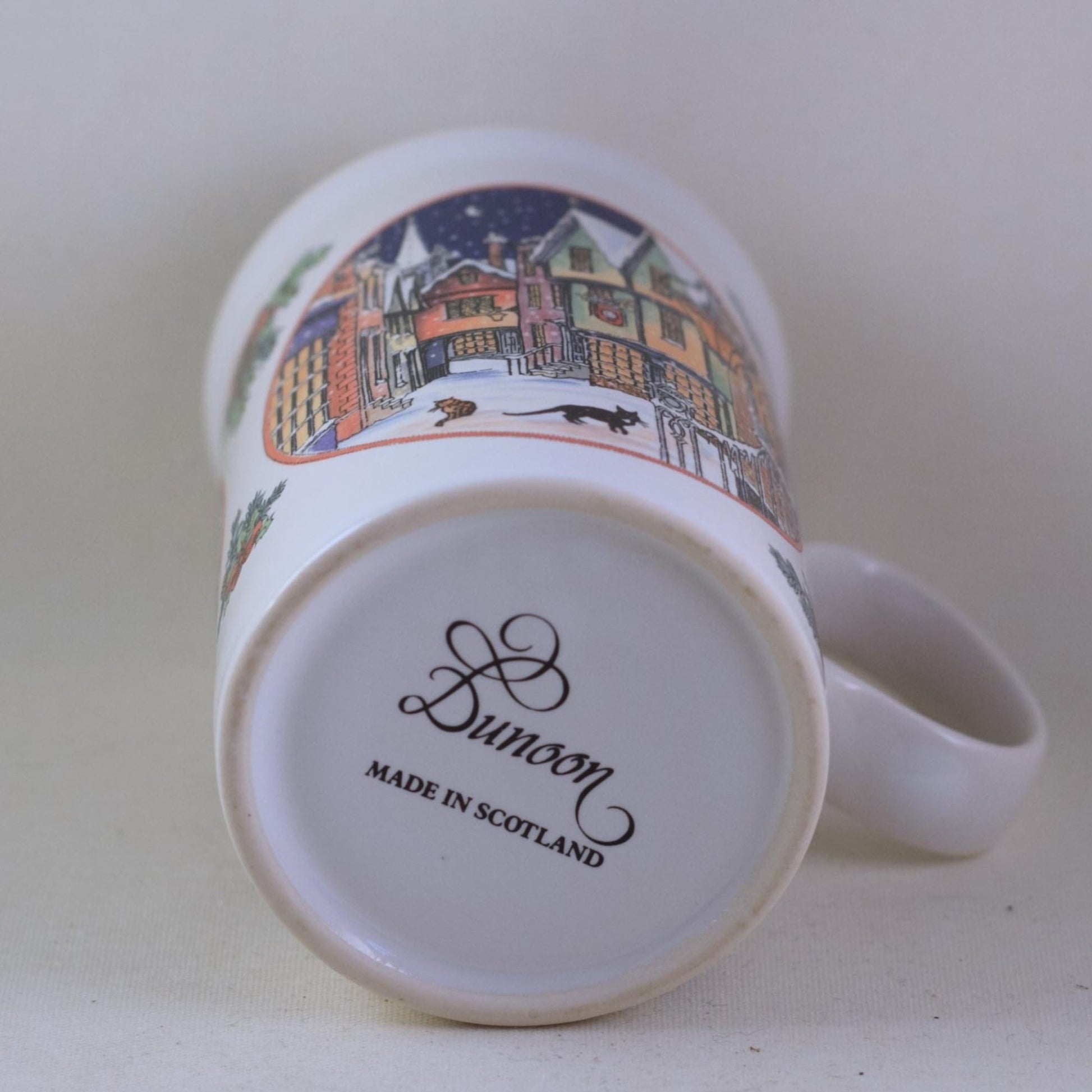 DUNOON SUE SCULLARD Bone China Mug Christmas Village with Tabby Cat