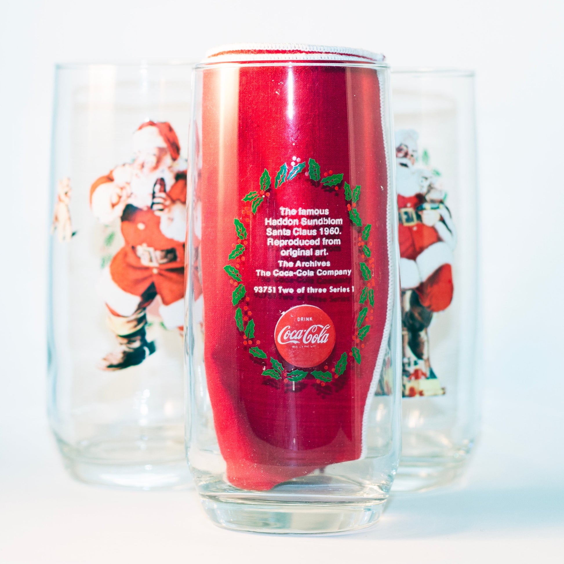 Coca-Cola Haddon Sundblom 1960 SANTA CLAUS Illustrated Glasses | Series 1 | Set of Three (2 of 3)