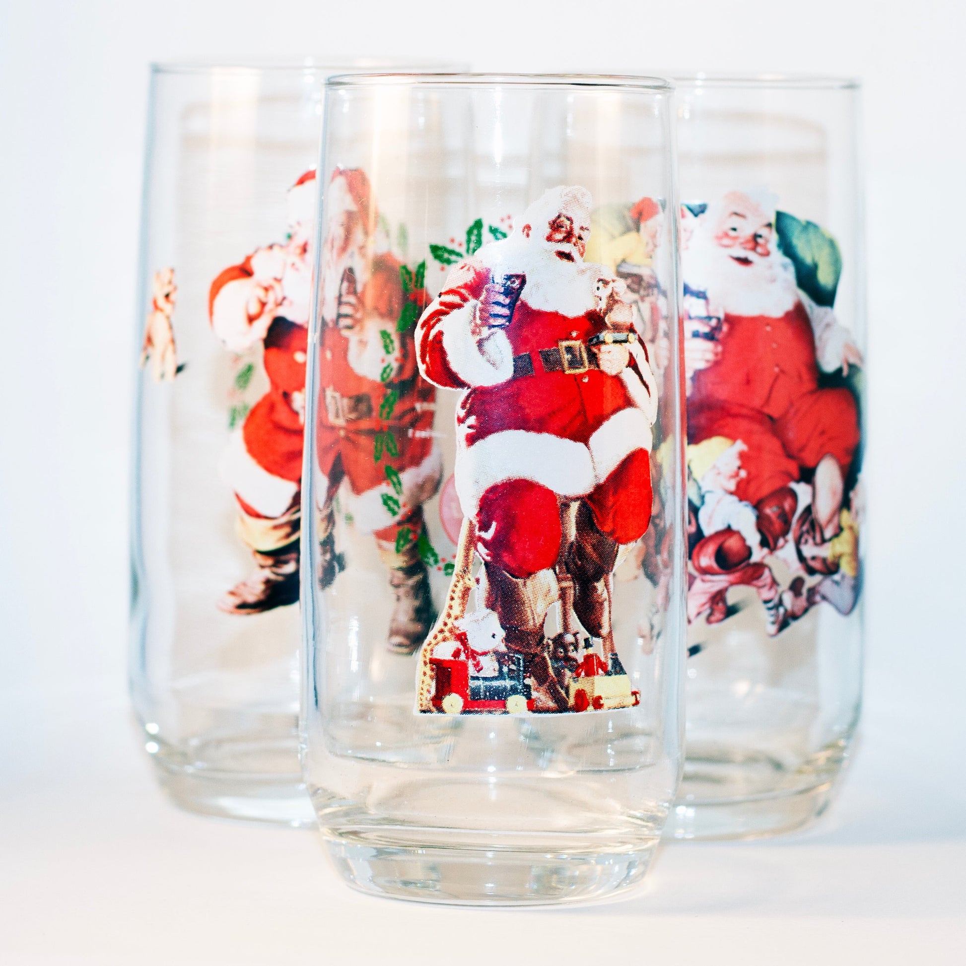 Coca-Cola Haddon Sundblom 1947 SANTA CLAUS Illustrated Glasses | Series 1 | Set of Three (3)
