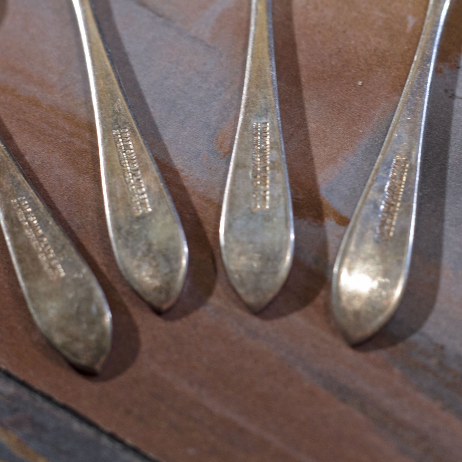 SHEFFIELD CRAFTSMAN SILVER PLATE DEMITASSE SPOONS Set of Four (4)