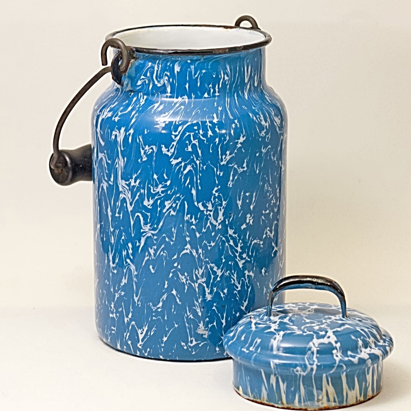 GRANITEWARE CREAM PAIL with Lid Blue and White Swirl Circa 1880 - 1920