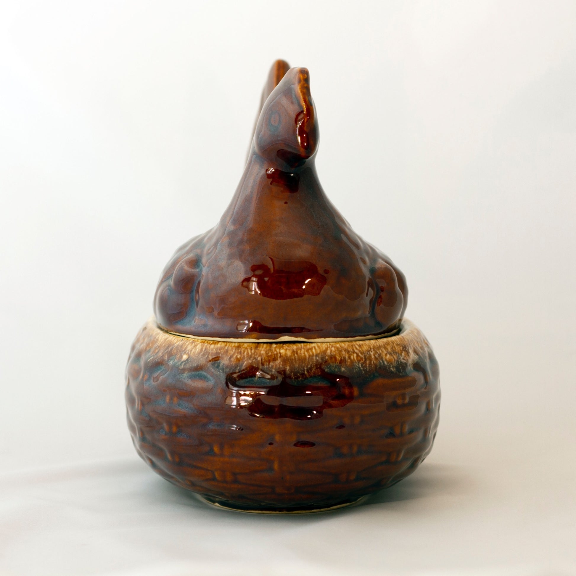 HEN ON NEST CASSEROLE Hull Pottery House 'n Garden Mirror Brown 'Drip' 8⅜" Wide Late 1960s to 1986