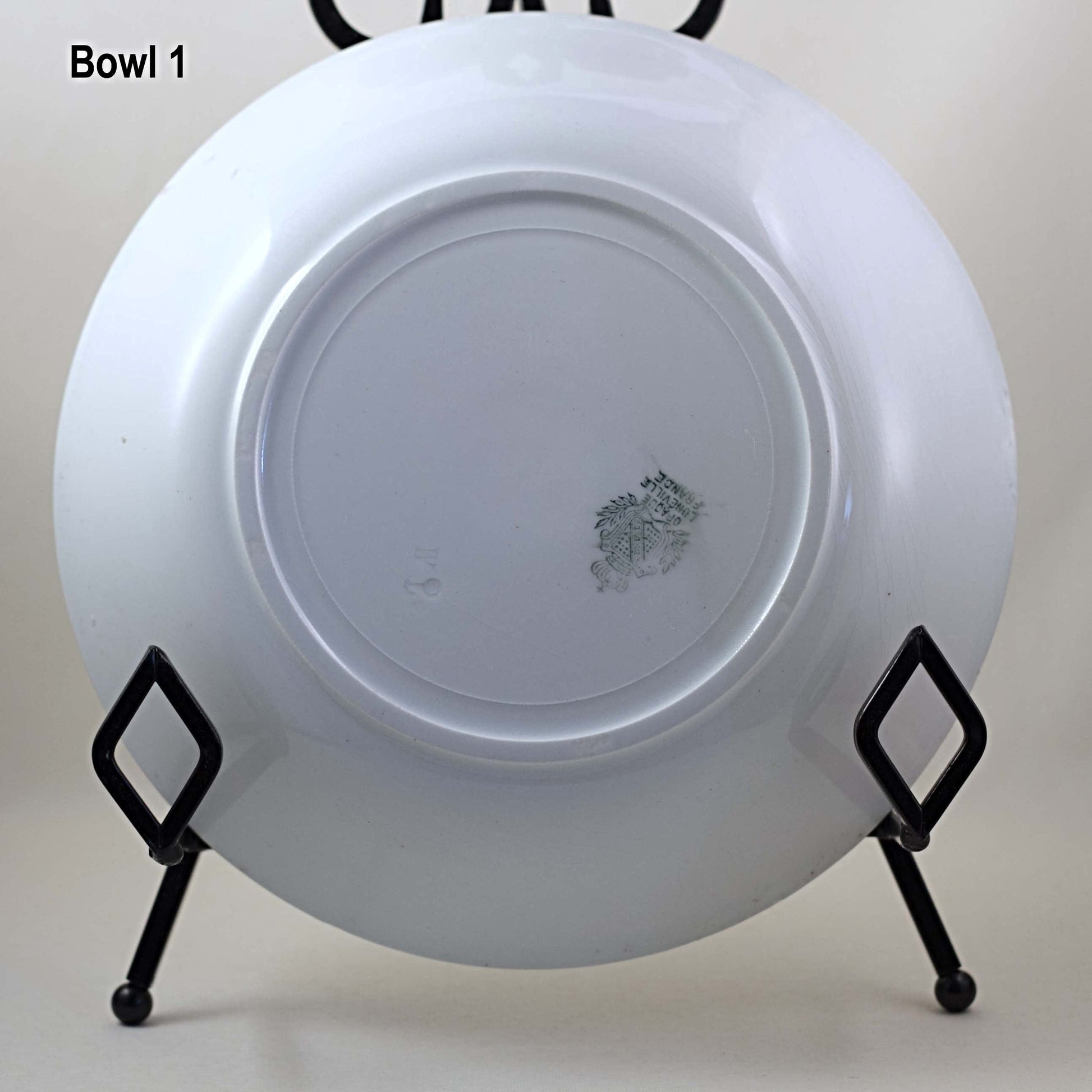 LUNÉVILLE FAIENCE SERVING BOWL SET Circa Late 19th/Early 20th Century Rare Strawberries Pattern
