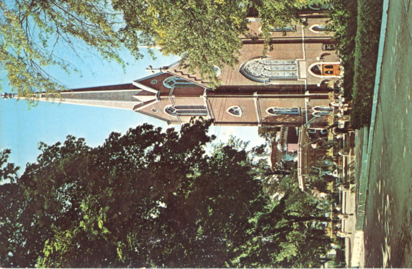 Broadway Fountain MADISON INDIANA Vintage Postcard