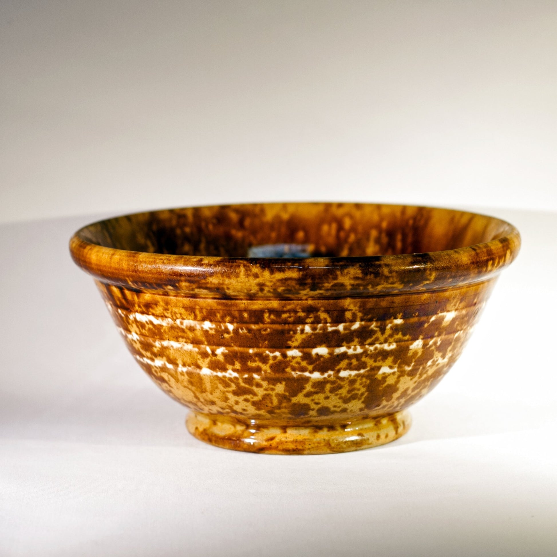Antique SLIP BANDED AMERICAN ROCKINGHAM BOWL Circa 1880 - 1910