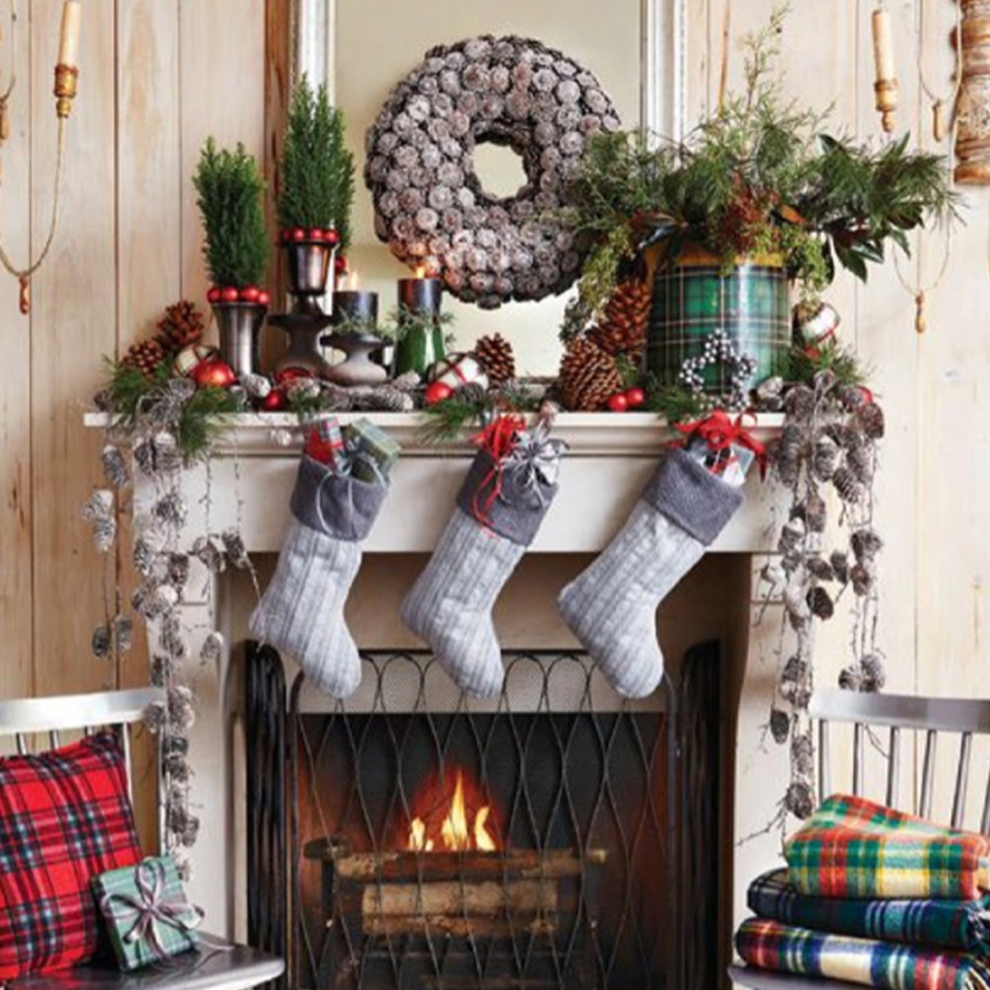 CHRISTMAS WITH SOUTHERN LIVING 2018: Inspired Ideas for Holiday Cooking and Decorating Fireplace