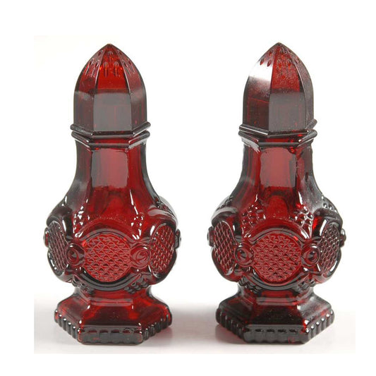 CAPE COD 1876 COLLECTION By Avon Salt and Pepper Set (1)