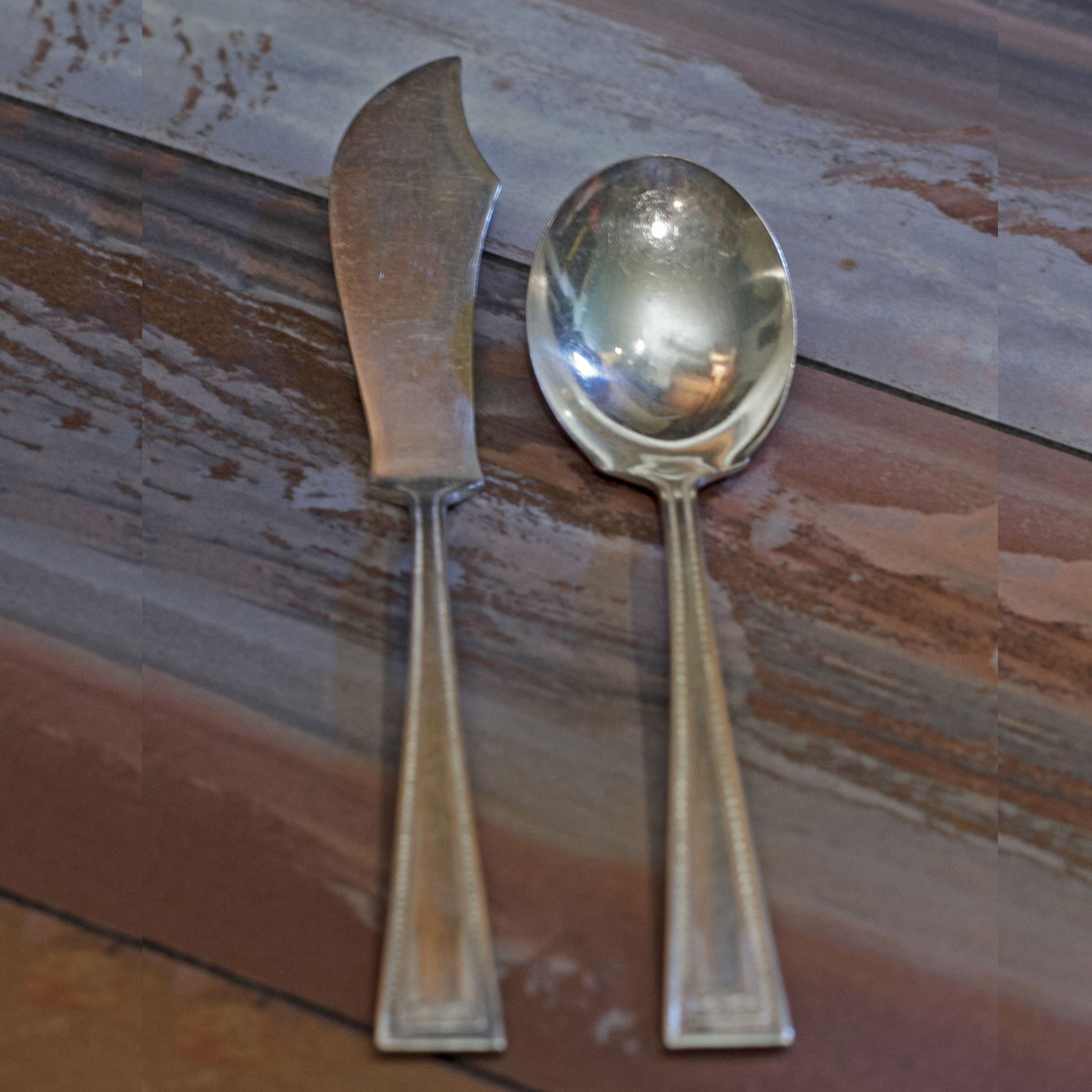 LADY HELEN SILVER SEAL SILVER PLATE by Yourex Four (4) Place Settings - Great Starter Set