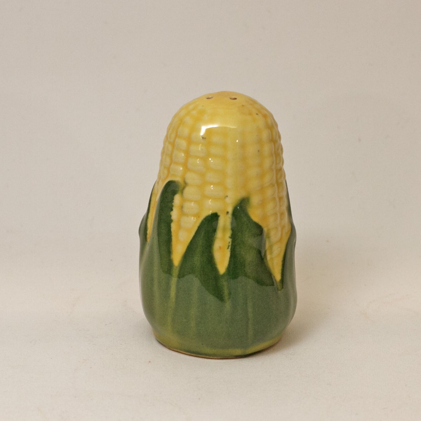SHAWNEE POTTERY CORN KING Salt & Pepper Set with Shawnee Label