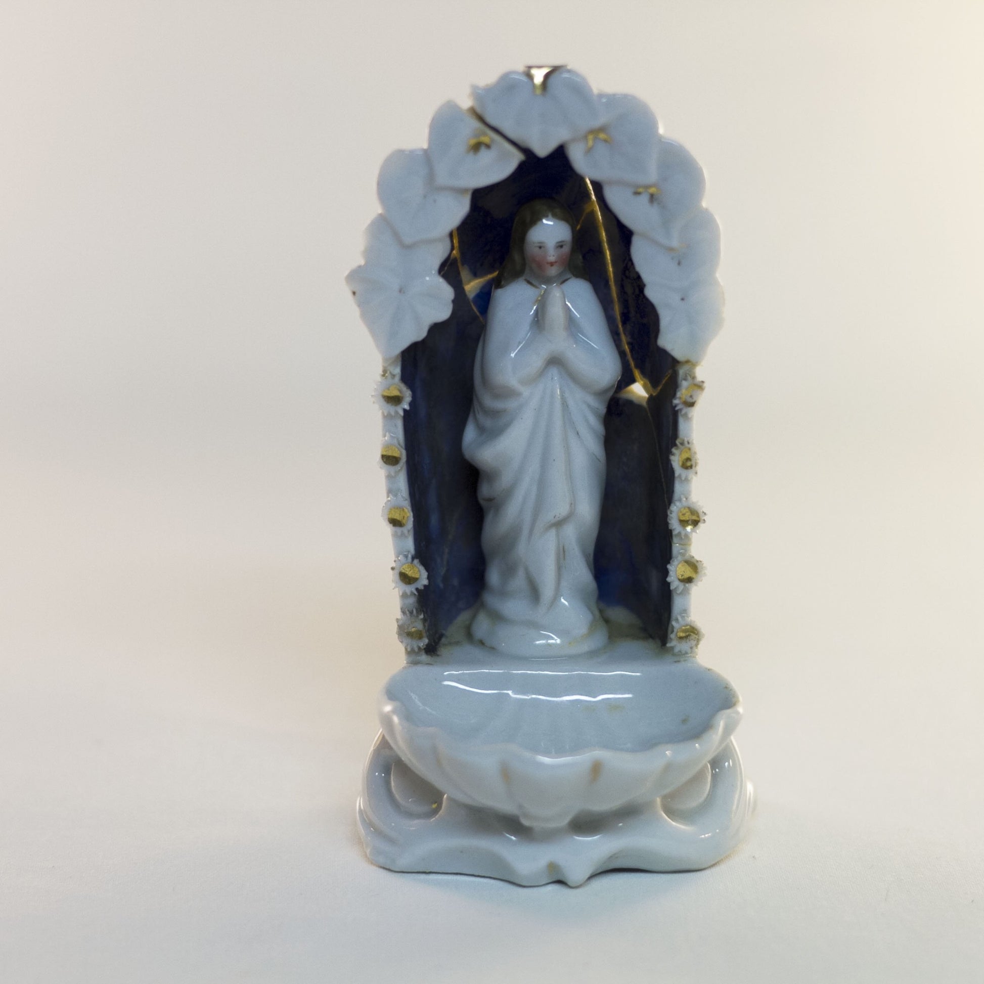 Antique Porcelain FREE-STANDING PRAYERFUL CHRIST HOLY WATER FONT Damaged