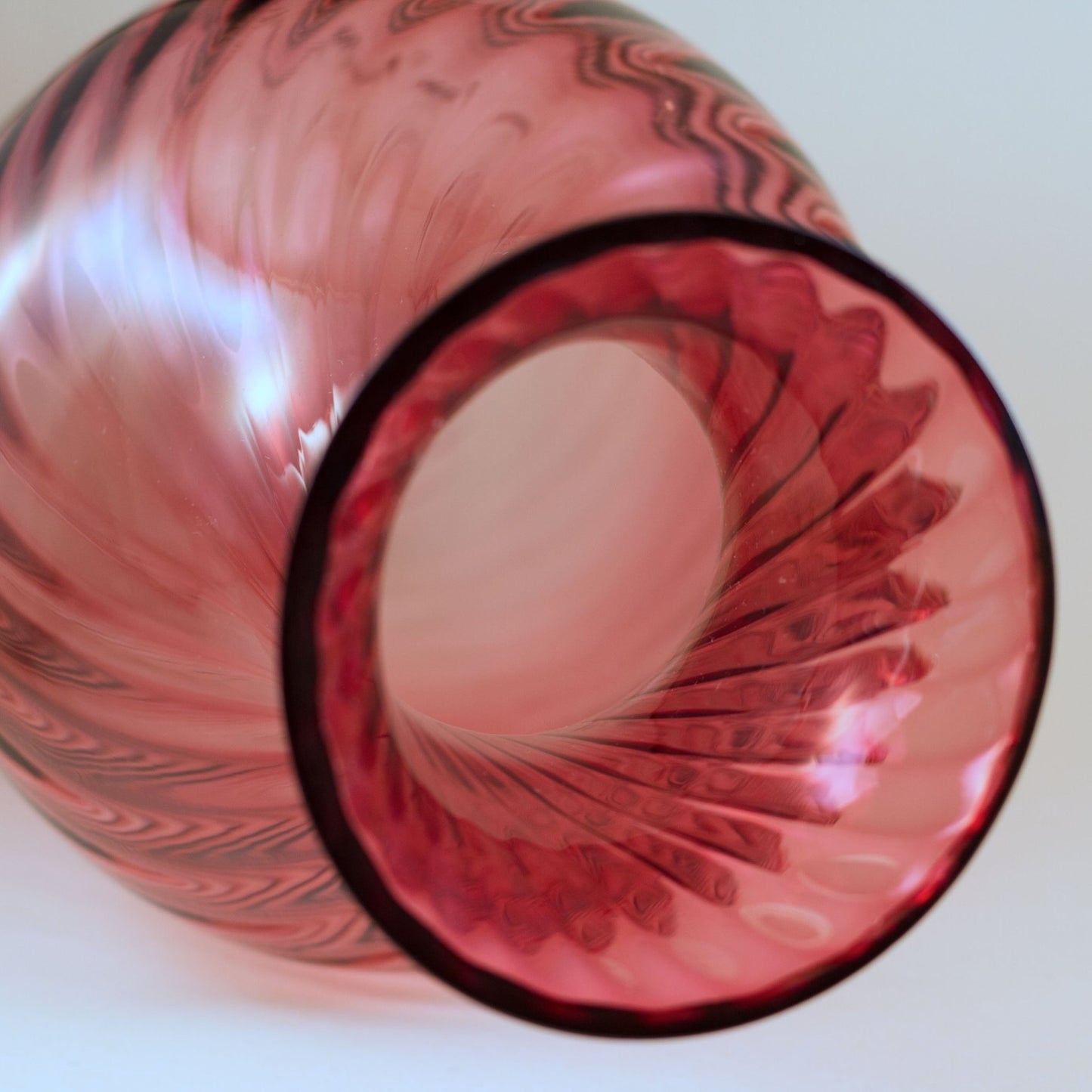 PILGRIM GLASS DELPHI VASE 13 1/2"