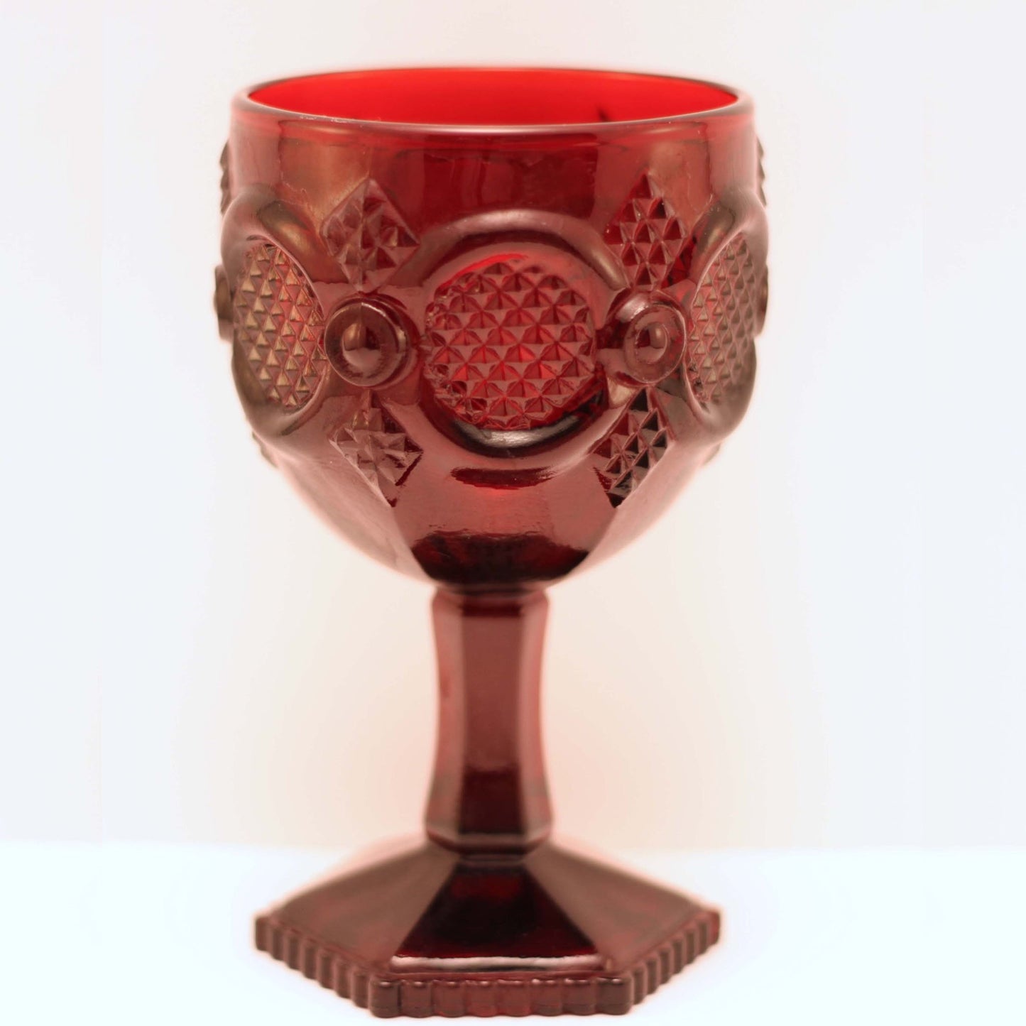 CAPE COD 1876 COLLECTION By Avon Water Goblet (3)