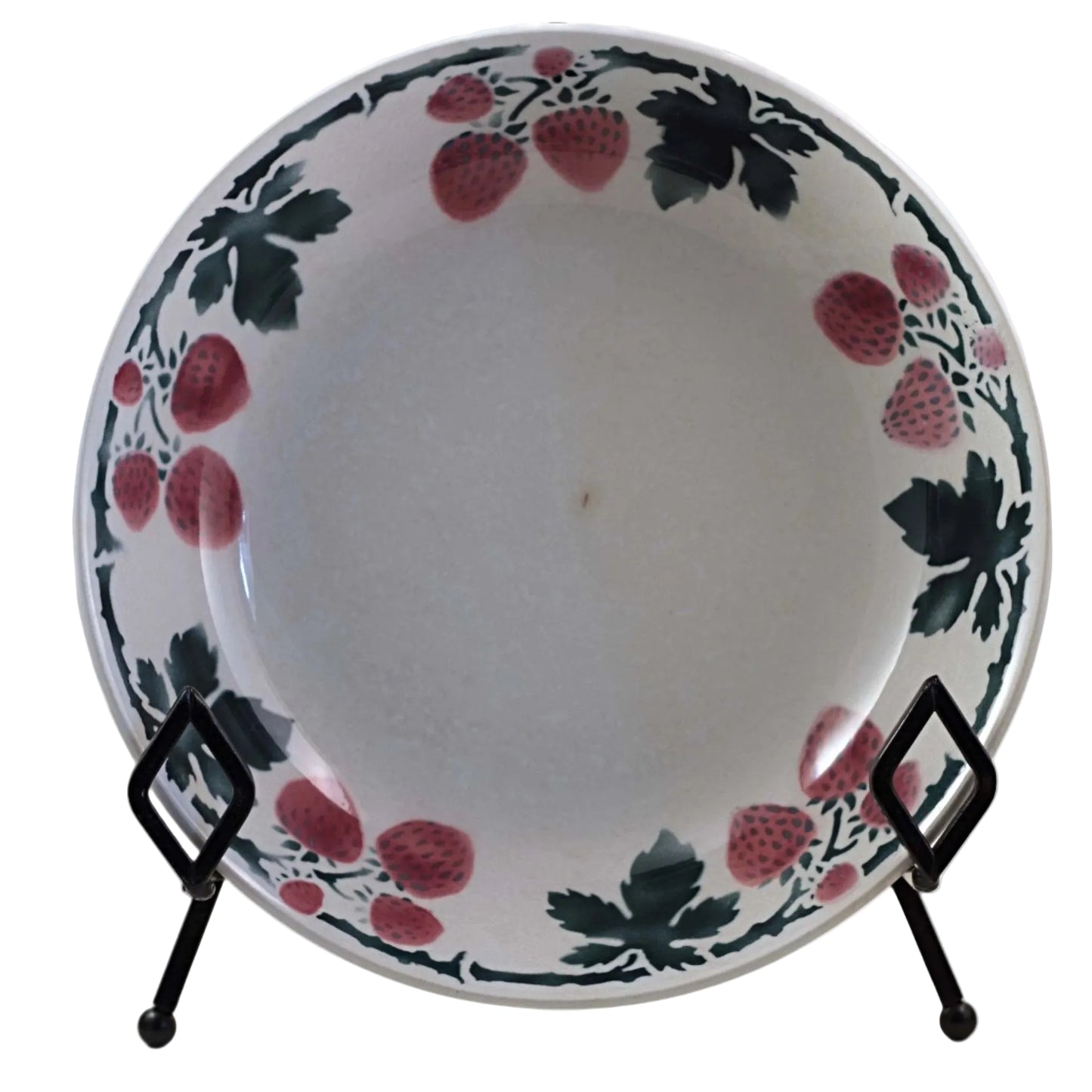 Lunéville Faïence Strawberry Rimmed Soup Bowl – Antique French Tin-Glazed Earthenware (c. 1890–1910)