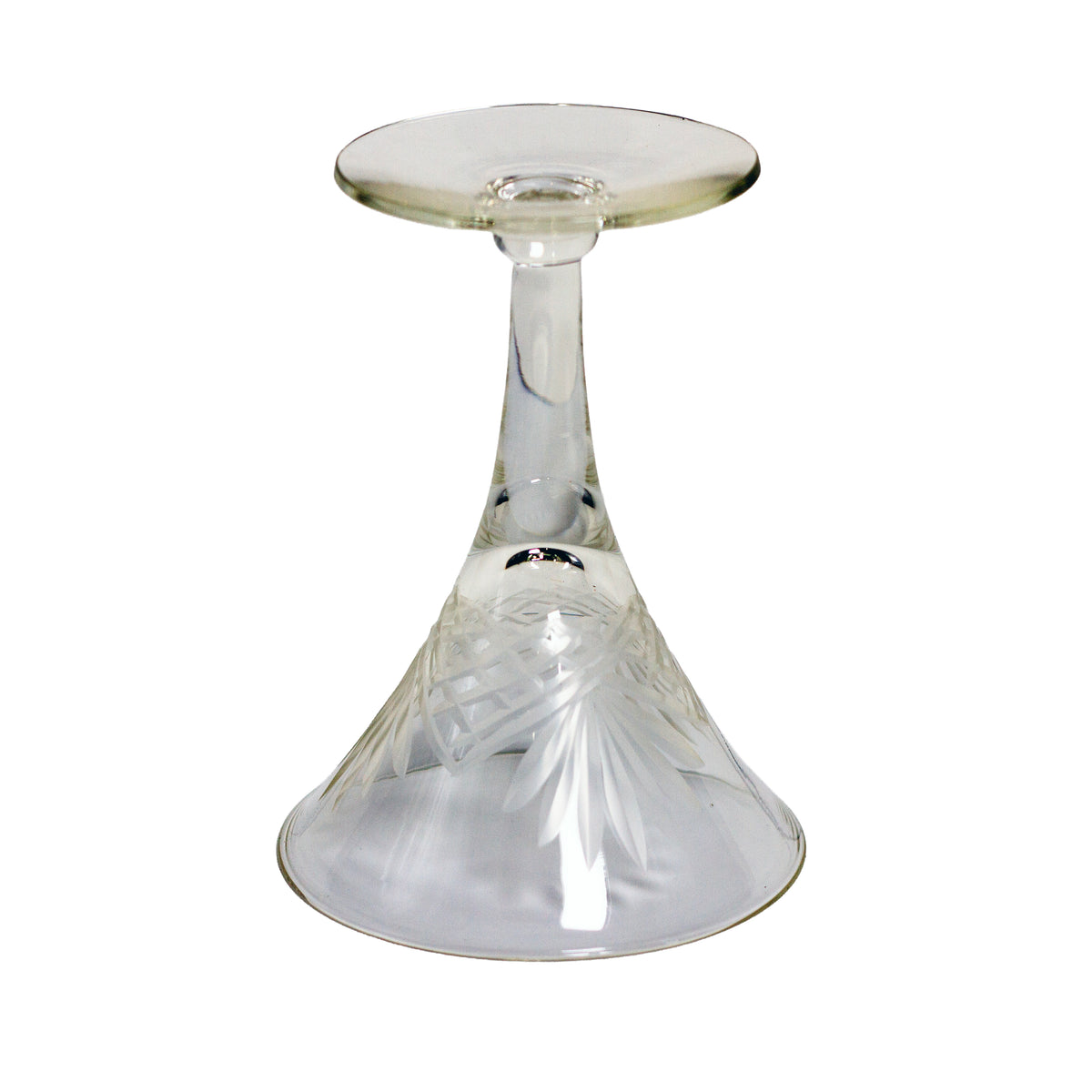 Set of 7 vintage Nachtmann Nierstein / Gorham Cherrywood cut crystal liquor cocktail glasses with fan and crosshatch design. Made in Germany. Single 