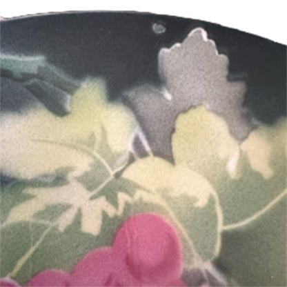 Assiette ancienne en faïence française K & G Lunéville décor raisins, signée Obert, vers 1900 (21,5 cm)