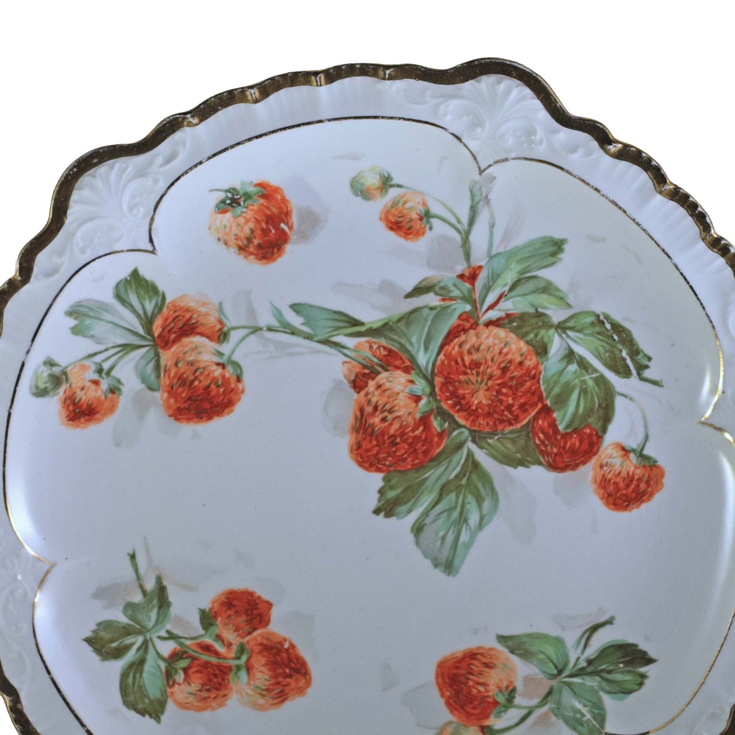 Antique Sèvres Ohio Strawberry Serving Plate – Porcelain with Gold Scalloped Edge, c. 1900, 10⅜″