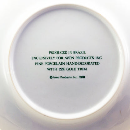 Colección de Porcelana Fresa Avon | Juego de demitasse, platos de postre, servilleteros y azucarero | 1978