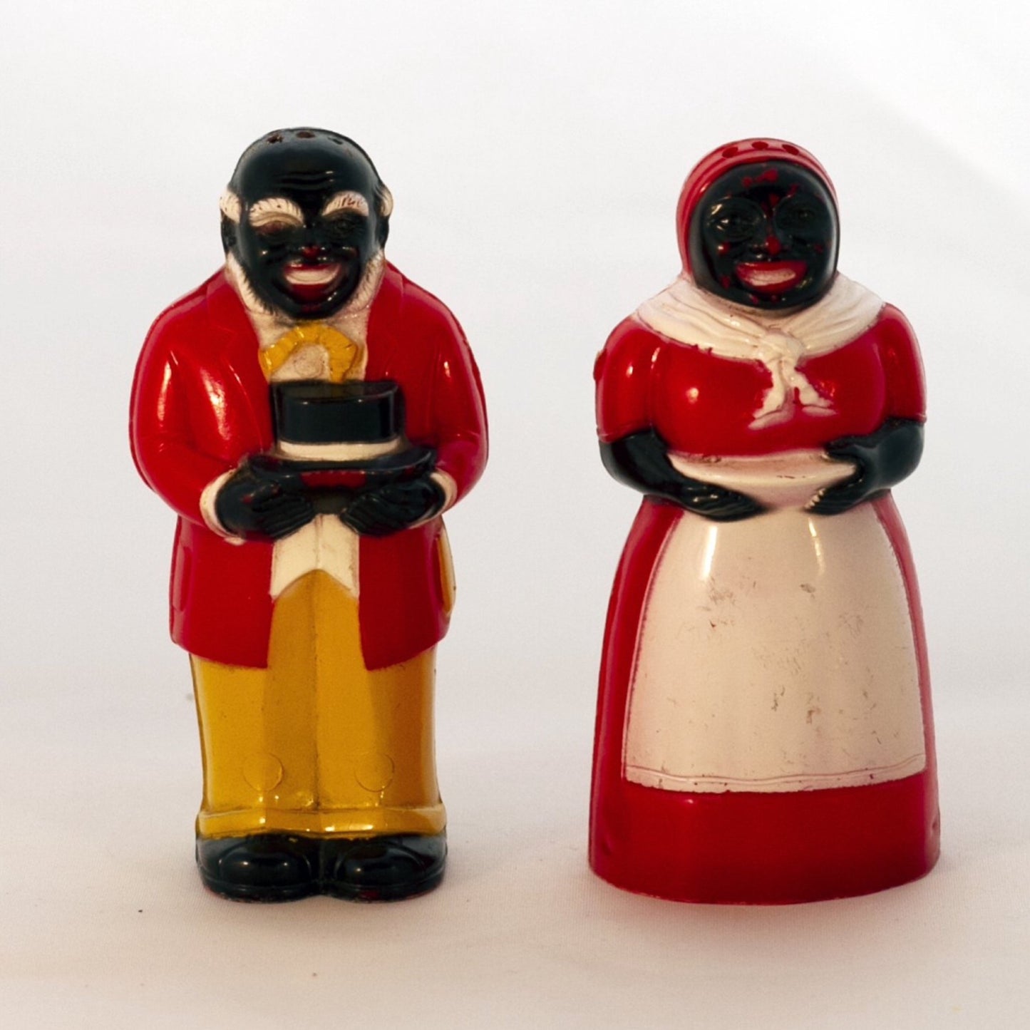 Black Americana Molded Hard Plastic 1940s JEMIMA & MOSE SHAKERS 3 ½” Made by F & F Mold and Die Works