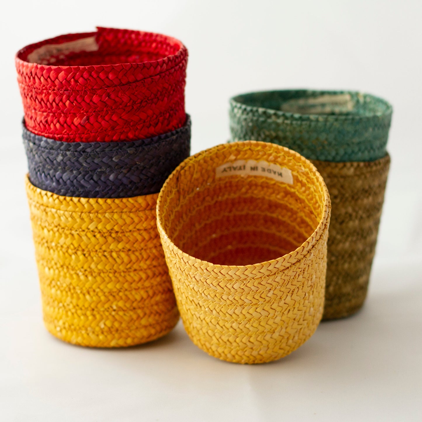 MULTI-COLORED WICKER DRINK SLEEVES