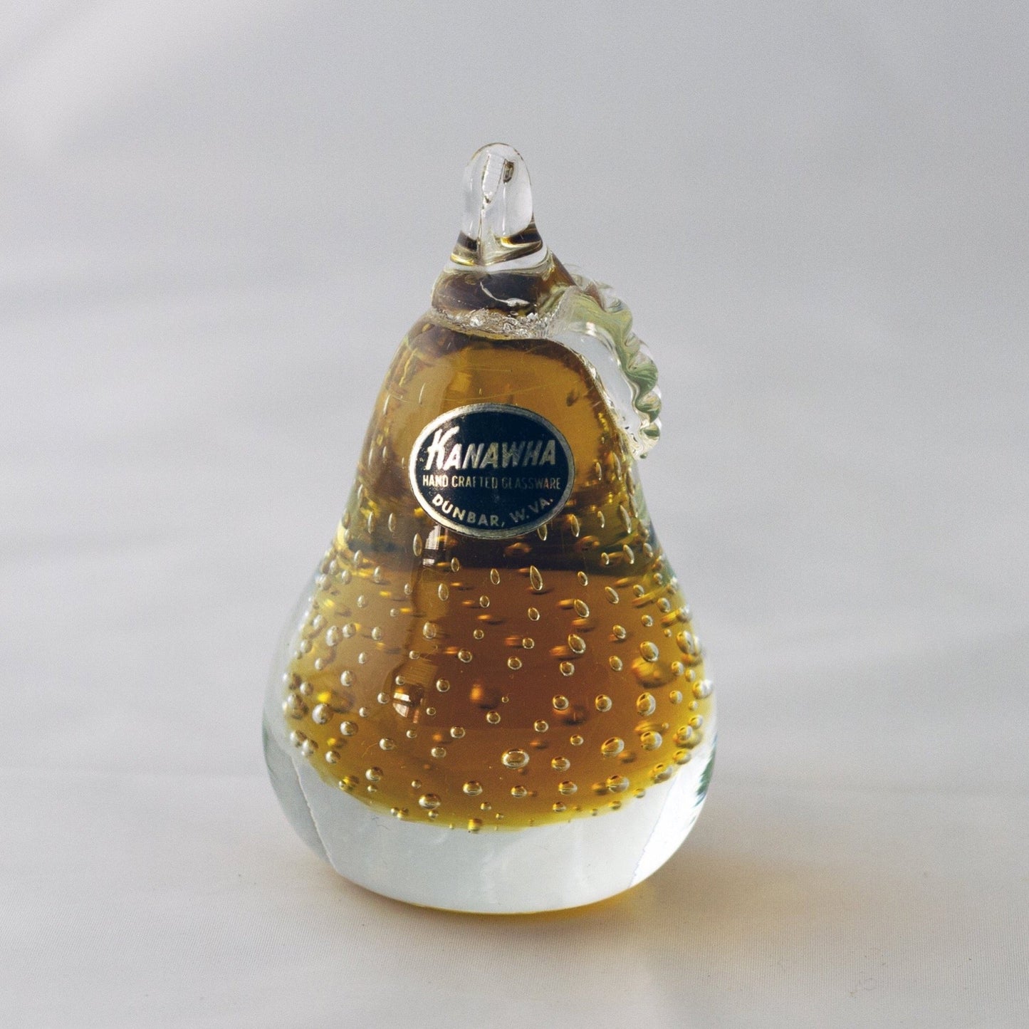 ART GLASS AMBER PEAR KANAWHA GLASSWARE PAPERWEIGHT