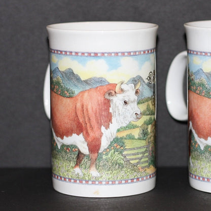 Taza de porcelana SUE SCULLARD El Toro y la Puerta C. 1990