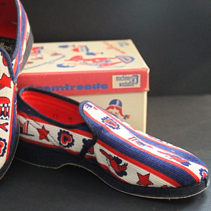 WELLCO FOAMTREADS '76 BICENTENNIAL Stars and Stripes Corduroy Slippers New Old Stock with Box