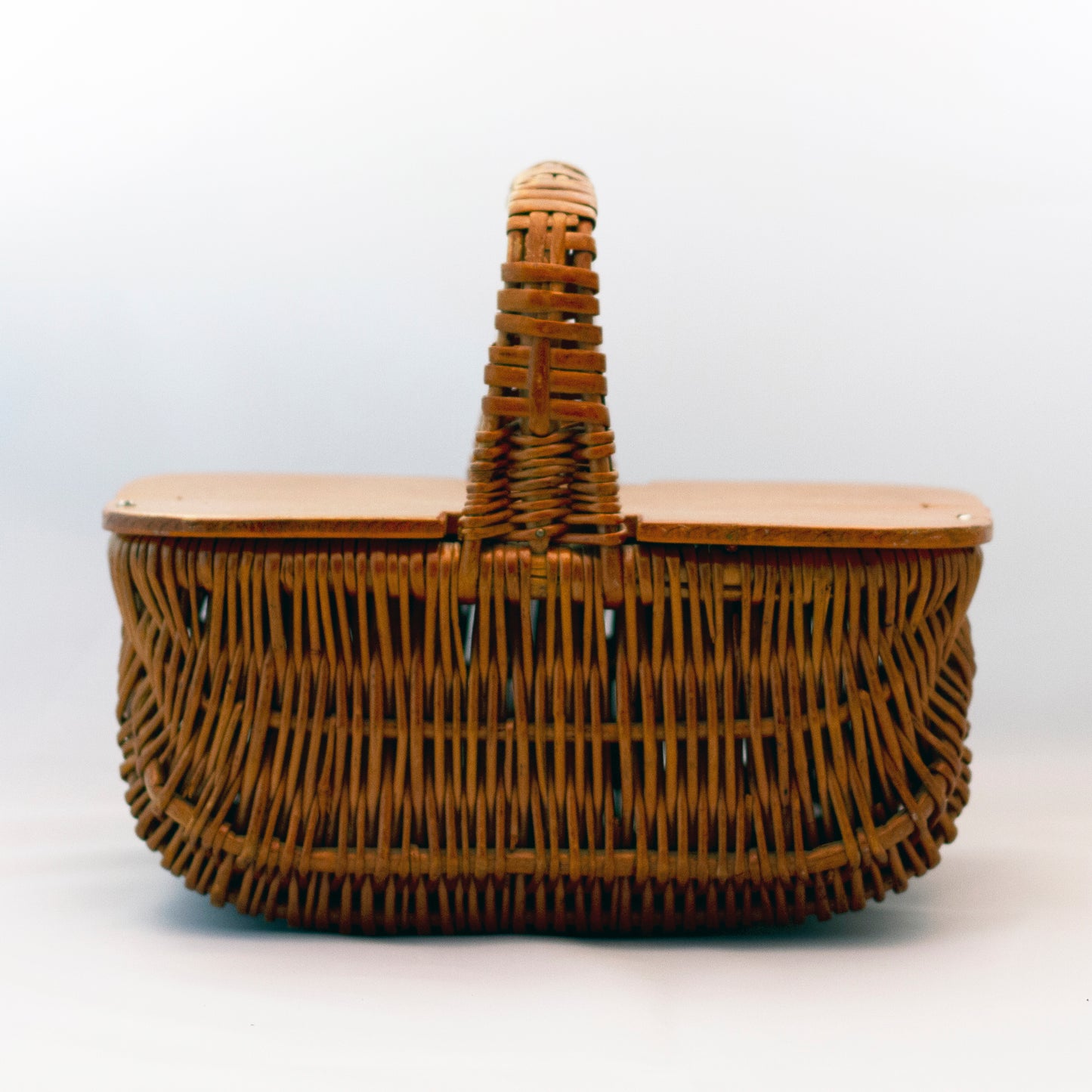 Natural RATTAN WICKER BASKET PURSE WITH HINGED WOOD LID Circa 1970s