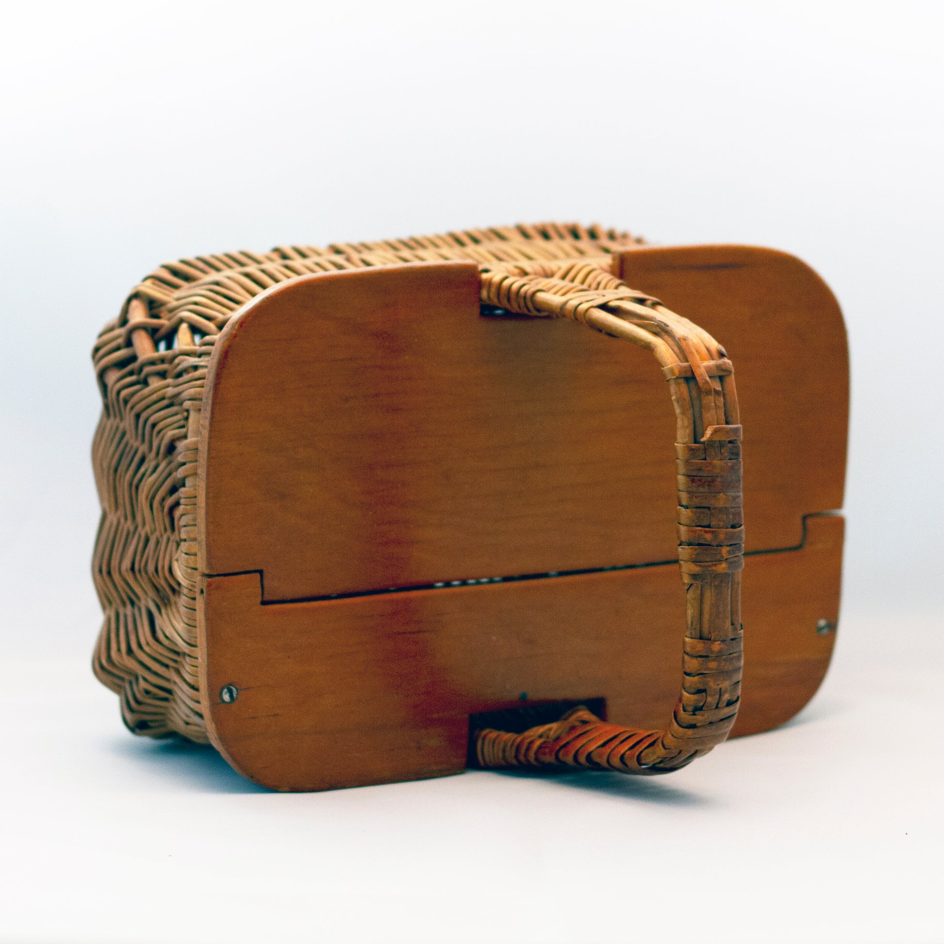 Natural RATTAN WICKER BASKET PURSE WITH HINGED WOOD LID Circa 1970s