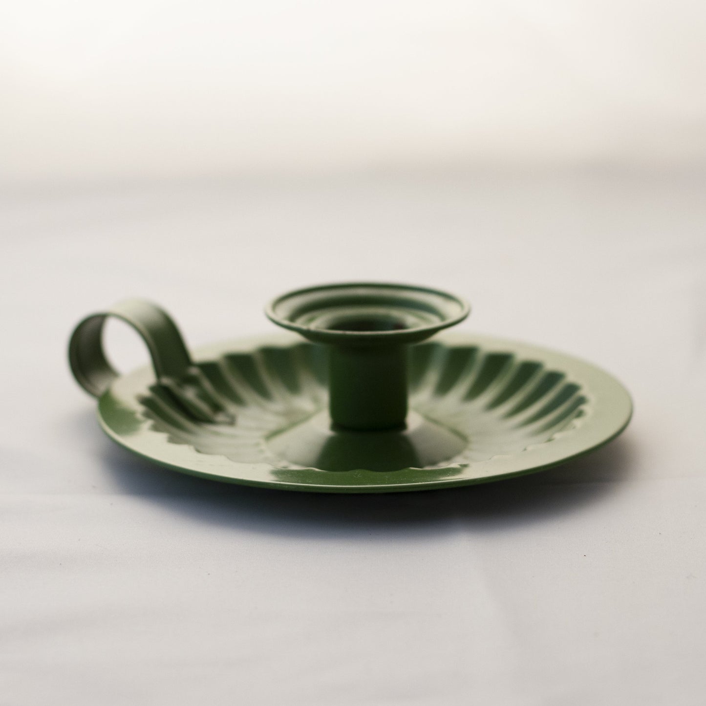 Tin CHAMBERSTICK CANDLE HOLDER Painted Green Made in Hong Kong