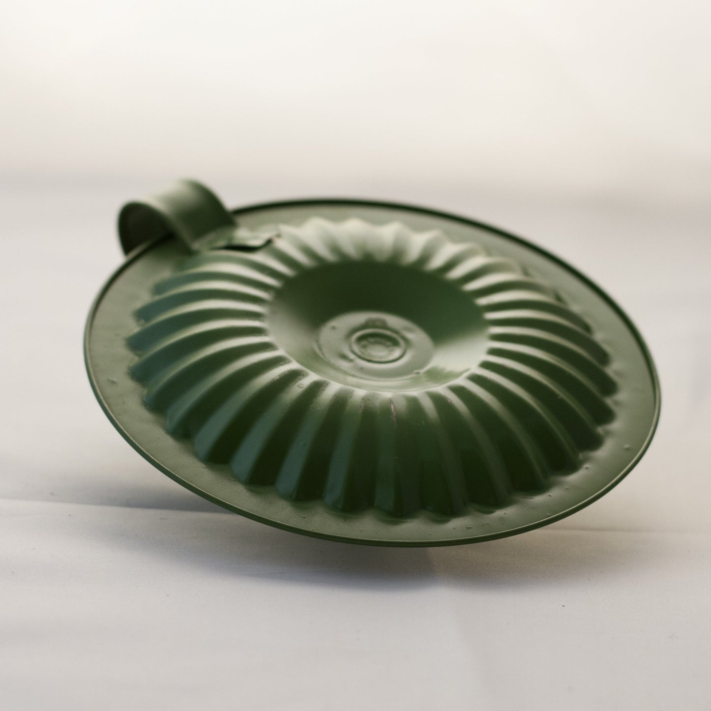 Tin CHAMBERSTICK CANDLE HOLDER Painted Green Made in Hong Kong