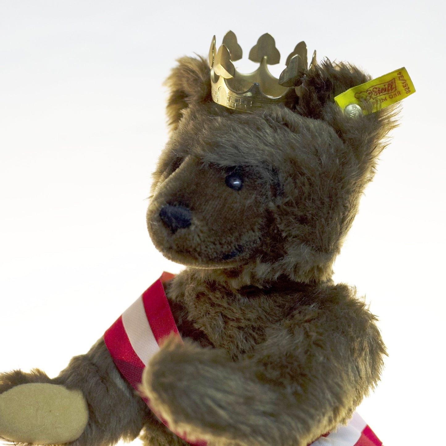 Collectible STEIFF BERLIN BEAR with Gold Crown Circa 1980s