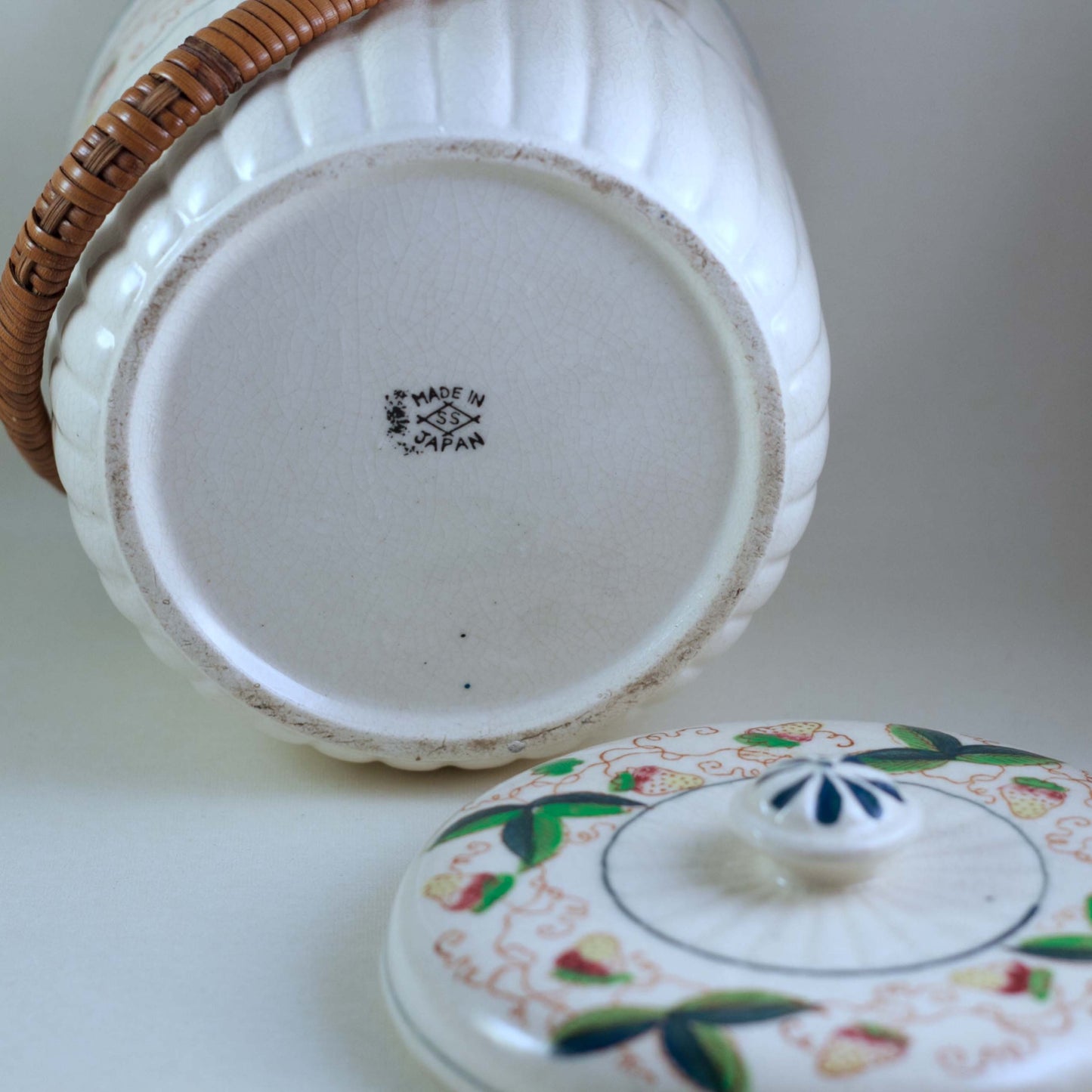 MADE IN JAPAN BISCUIT JAR with Rattan Handle Circa 1940s (3)