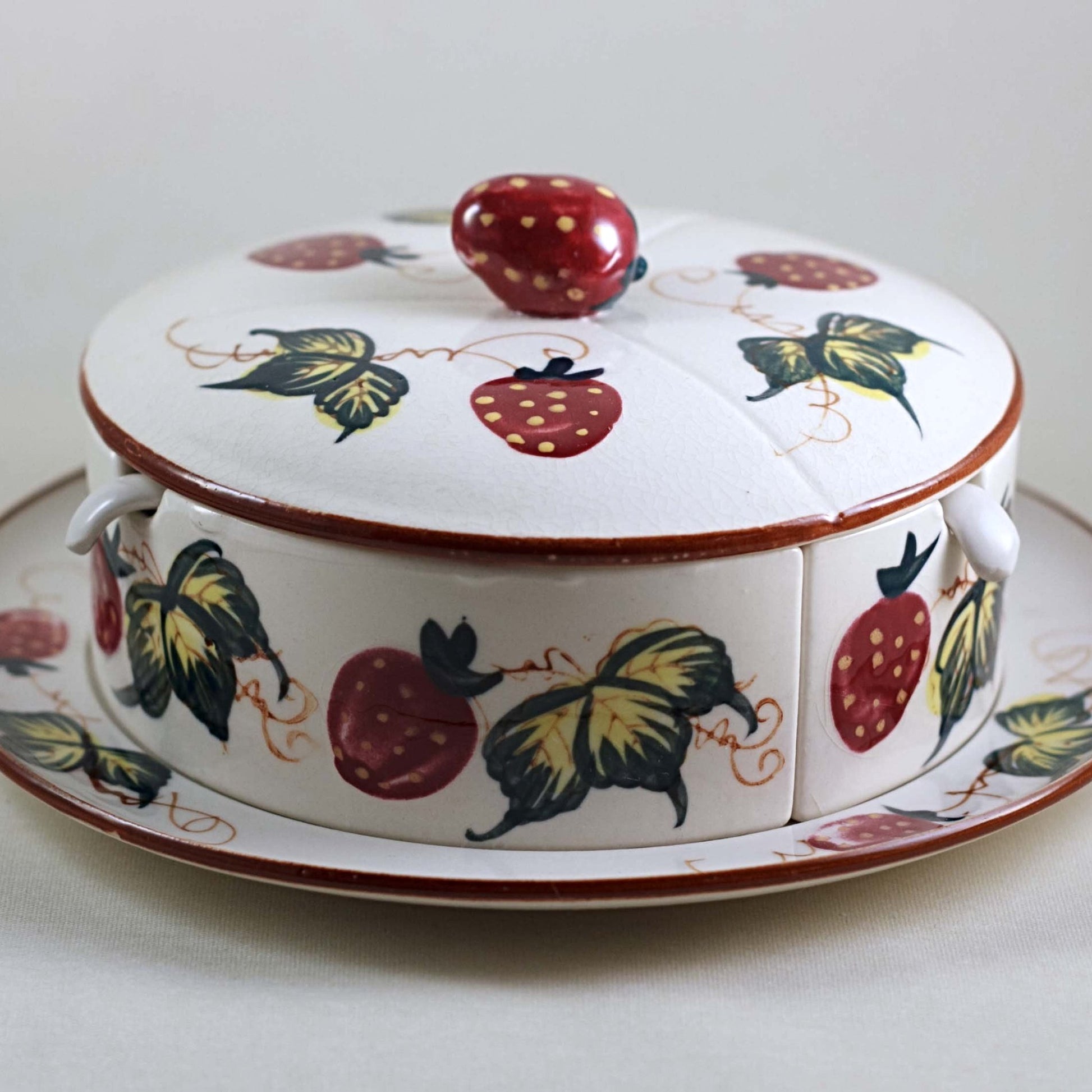 Fred Roberts Company San Francisco MADE IN JAPAN MARMALADE SET Decorated with Strawberries Circa 1950s