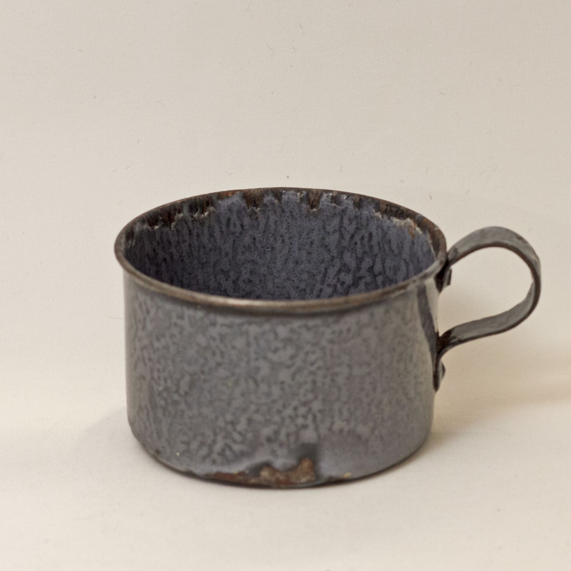 GRANITE WARE CHILD'S CUP with Mottled Gray Enamel