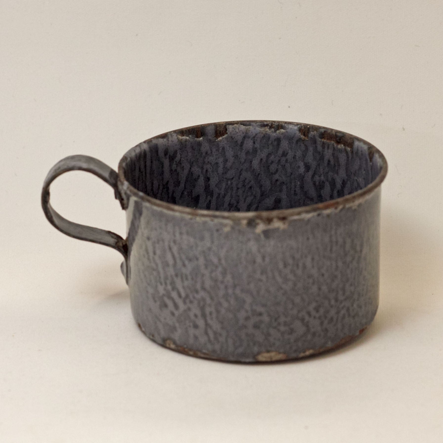 GRANITE WARE CHILD'S CUP with Mottled Gray Enamel