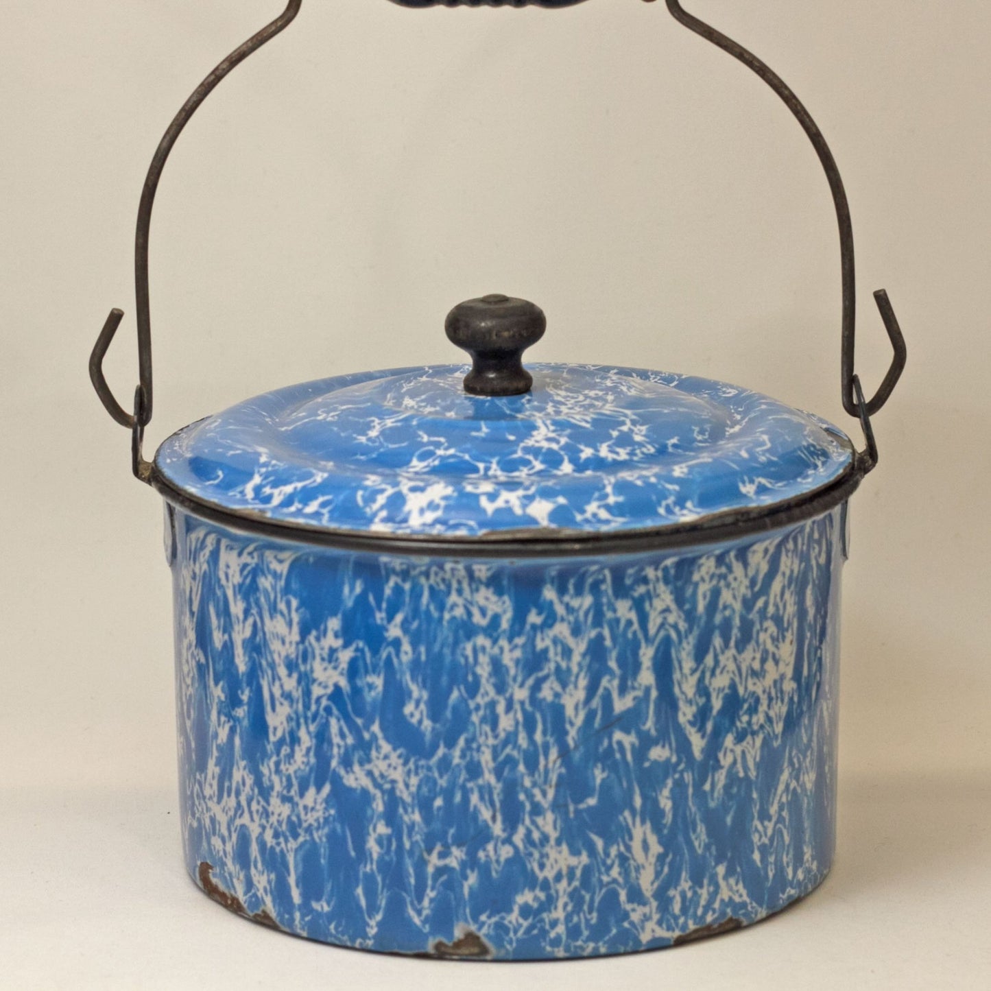 GRANITEWARE WATER PAIL with Lid Blue and White Swirl Circa 1880 - 1920