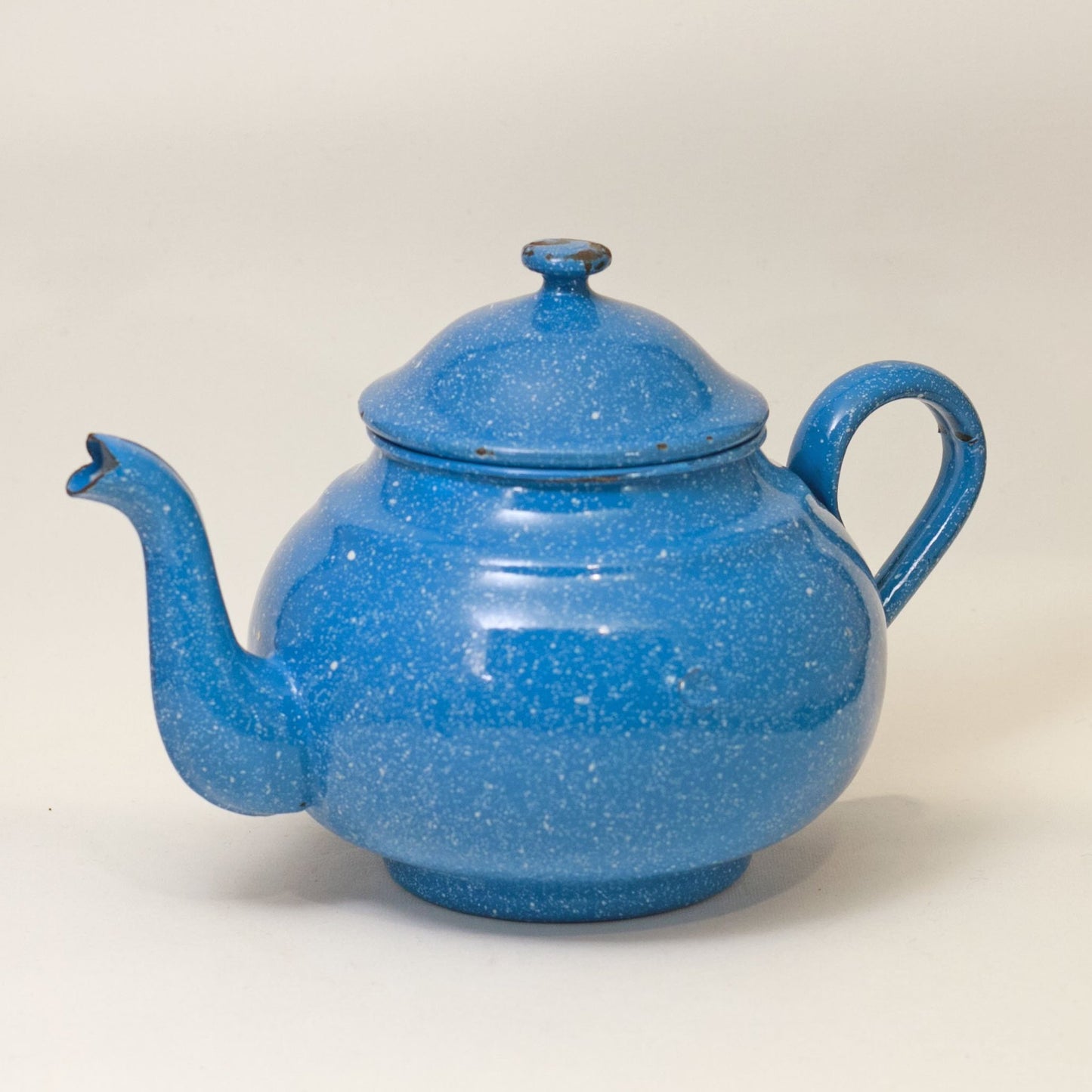 GRANITEWARE TEA KETTLE Blue and White Speckled Early 20th Century